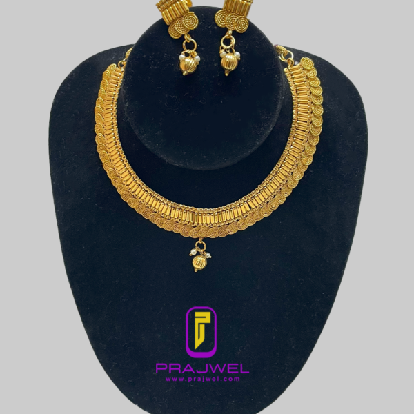 sayli temple gold plated necklace set PRLE0031